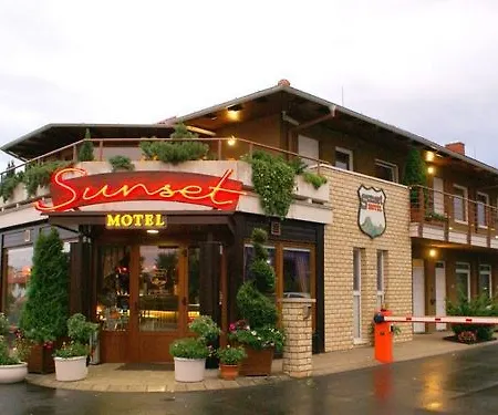Sunset Motel