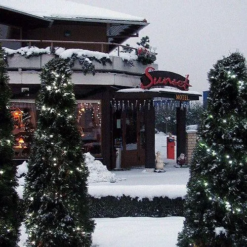 Sunset モーテル 3*
